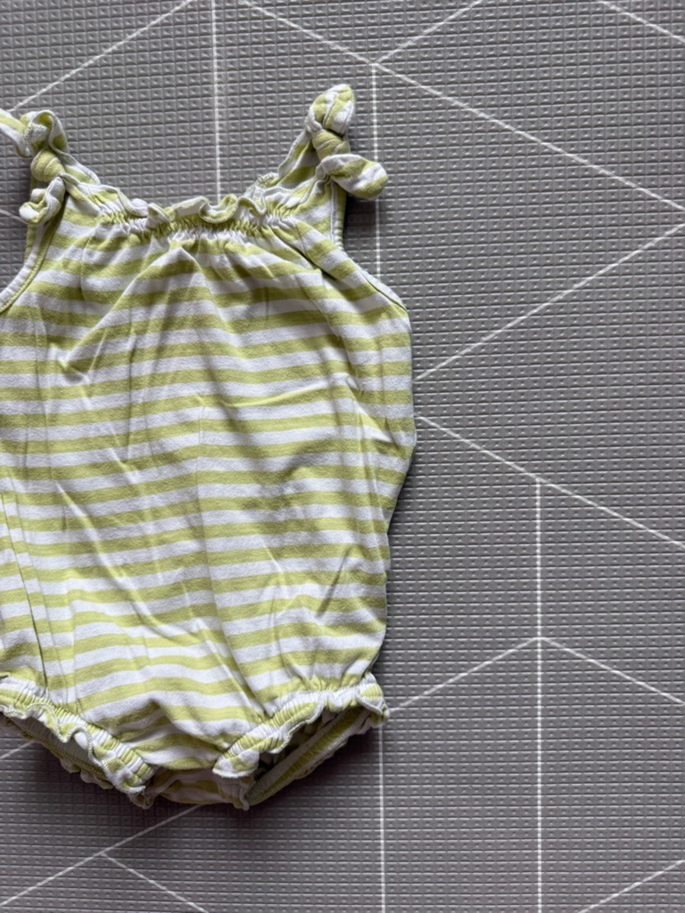 Old Navy|Baby girl/toddler Striped Lime & White bubble Romper,sleeveless•18-24M